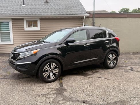 Used 2016 Kia Sportage EX AWD/4WD image 2