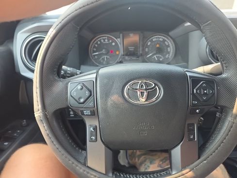 Used 2023 Toyota Tacoma TRD Off-Road AWD/4WD image 44
