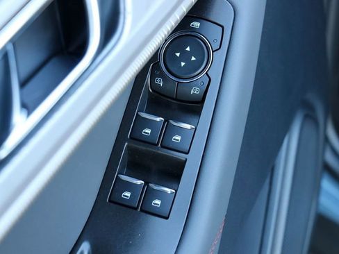 New 2026 Ford Explorer Active AWD/4WD image 15