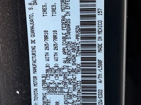Used 2025 Toyota Tacoma TRD Pro AWD/4WD image 16