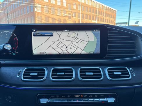 New 2026 Mercedes-Benz GLE 450 4MATIC image 33