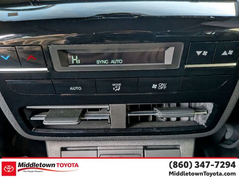 Used 2023 Acura MDX A-Spec image 31