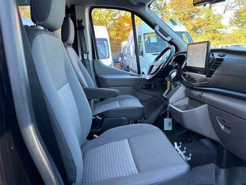 Used 2022 Ford Transit 250 Base image 45