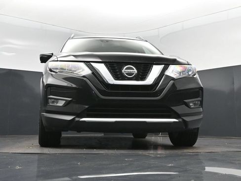 Used 2018 Nissan Rogue SL FWD image 45