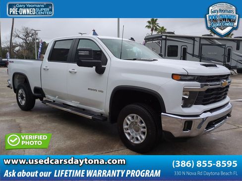 Used 2025 Chevrolet Silverado 2500 LT w/ Convenience Package image 1
