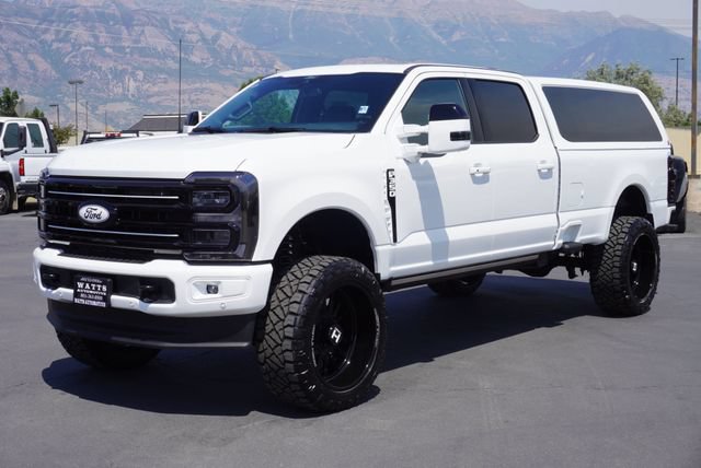 Used 2026 Ford F350 Platinum AWD/4WD image 1