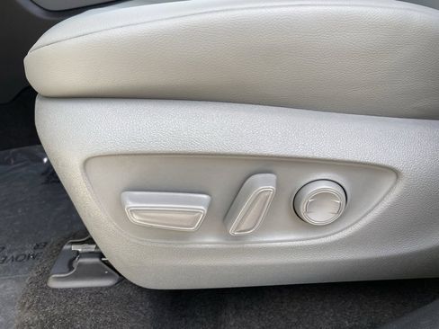 Certified 2026 Toyota Highlander XLE AWD/4WD image 24