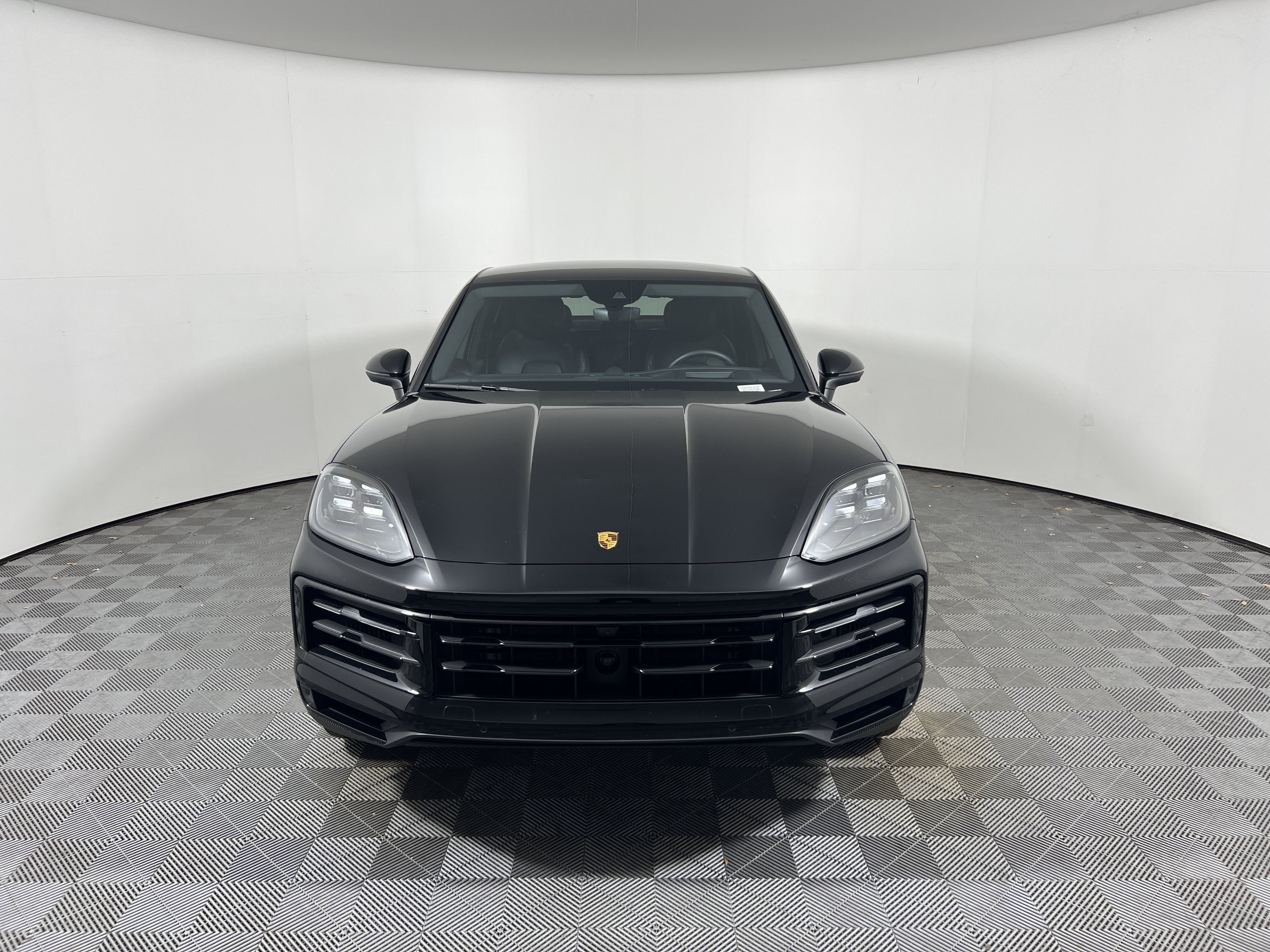 Certified 2024 Porsche Cayenne S AWD/4WD image 10