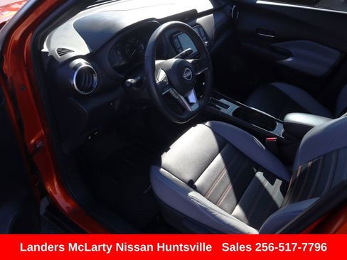 Used 2023 Nissan Kicks SR w/ SR Premium Package image 17