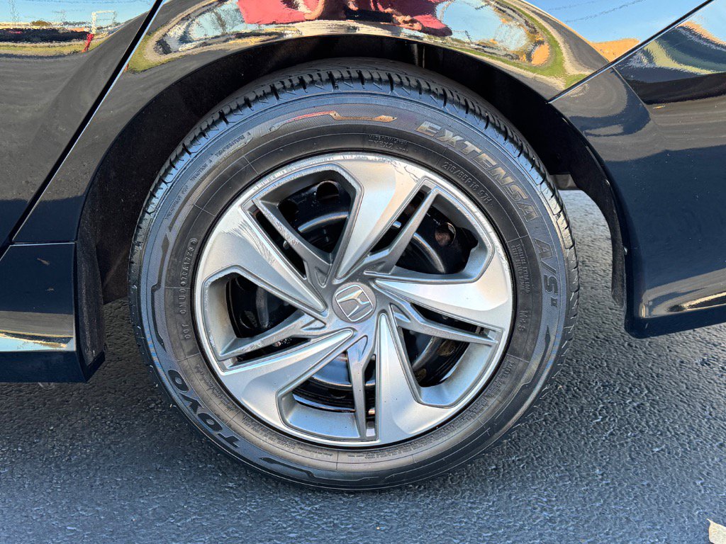 Used 2019 Honda Civic LX image 8