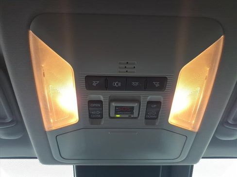 Used 2019 Toyota RAV4 XLE image 27