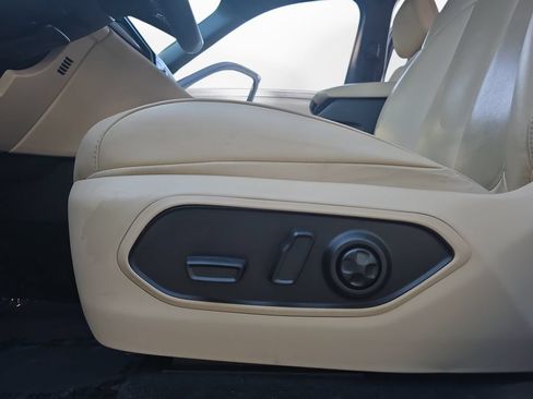 Certified 2023 Jeep Grand Cherokee Limited AWD/4WD image 29