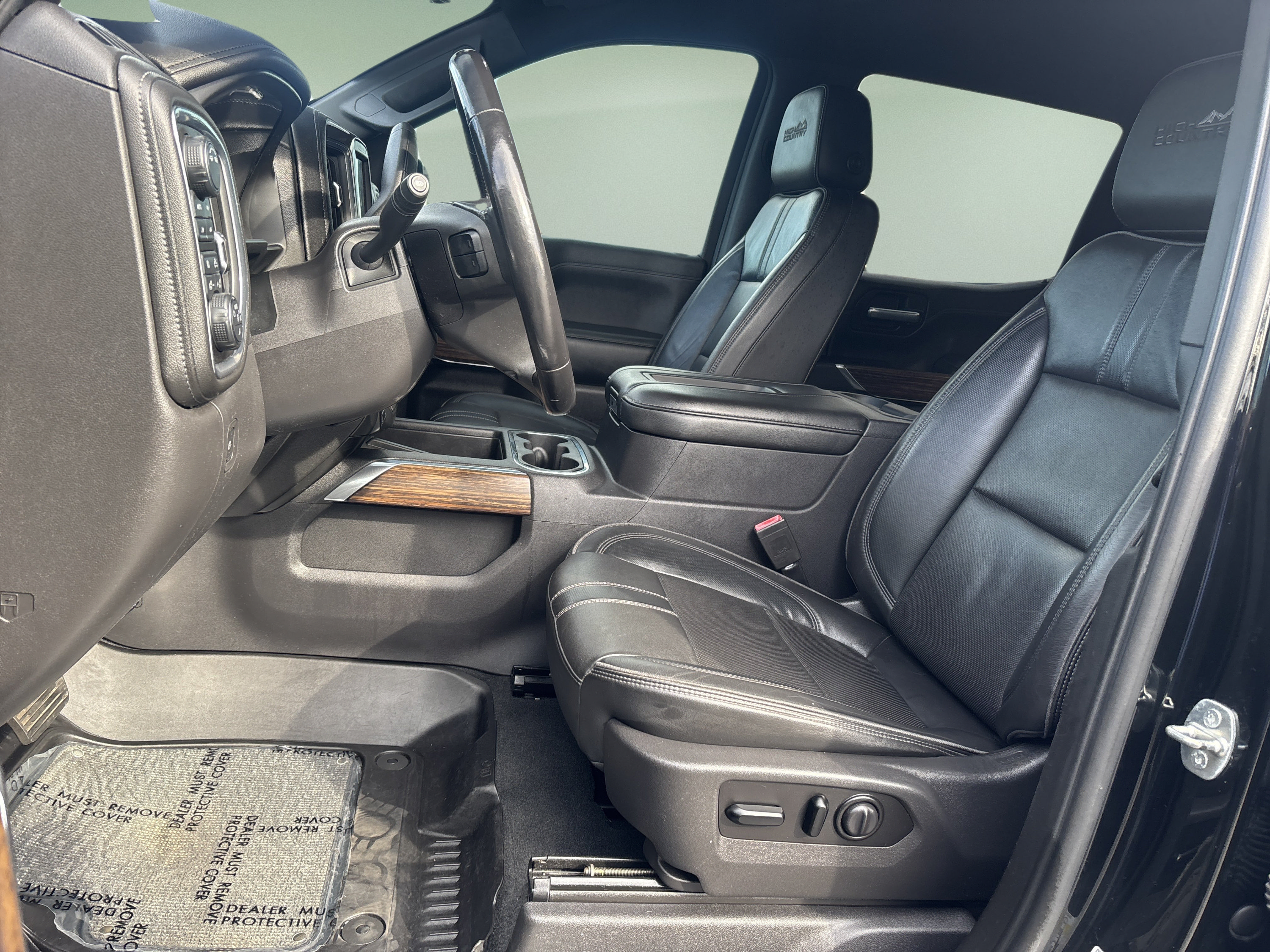 Used 2021 Chevrolet Silverado 1500 High Country w/ Technology Package AWD/4WD image 21