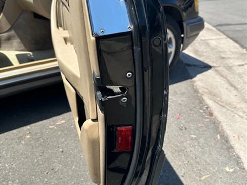 Used 1995 Mercedes-Benz E 320 Convertible image 54