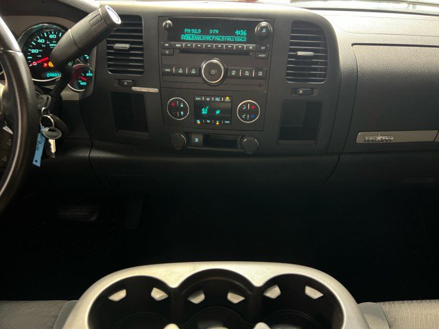 Used 2009 GMC Sierra 1500 SLE w/ Texas Edition RWD image 16