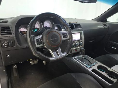 Used 2014 Dodge Challenger SRT8 RWD image 4