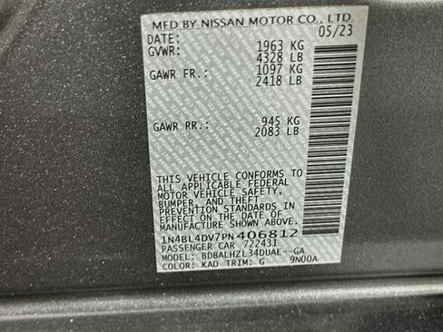 Used 2023 Nissan Altima 2.5 SV w/ SV Premium Package FWD image 12