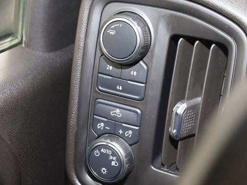 Used 2024 Chevrolet Silverado 2500 Custom AWD/4WD image 24