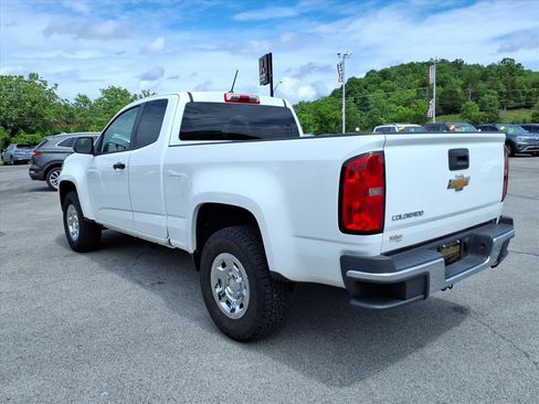 Used 2020 Chevrolet Colorado W/T RWD image 3