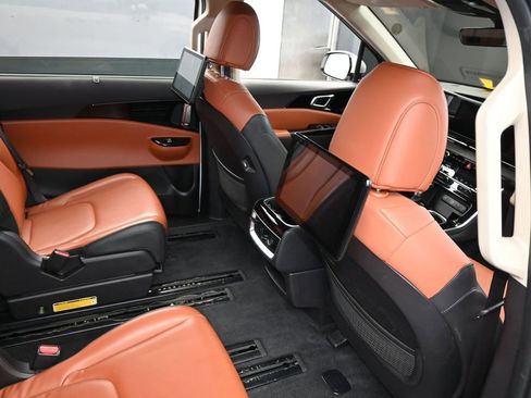 Used 2022 Kia Carnival SX image 48