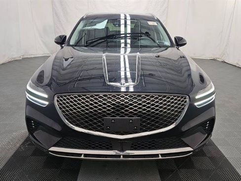 Used 2025 Genesis GV70 2.5T AWD/4WD image 2