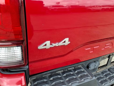 Used 2020 Toyota Tacoma SR image 6