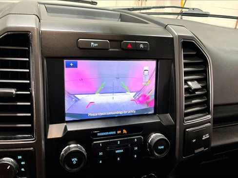 Used 2020 Ford F150 XLT w/ Equipment Group 302A Luxury image 15