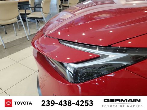 New 2026 Toyota Prius Plug-In Hybrid FWD image 13