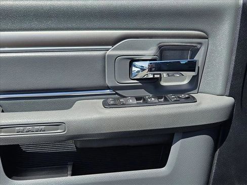 Used 2015 RAM 2500 Big Horn image 10