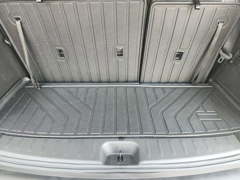 Used 2025 Nissan Pathfinder S FWD image 23