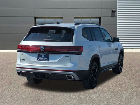 New 2026 Volkswagen Atlas Peak Edition AWD/4WD image 7