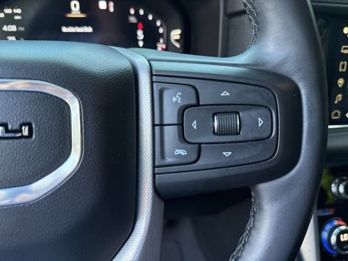 Used 2023 GMC Yukon Denali AWD/4WD image 16