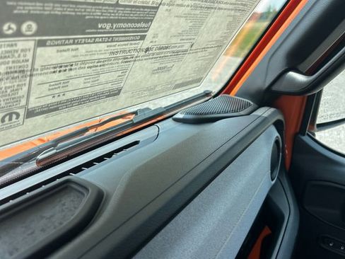 New 2025 Jeep Gladiator Sport image 33