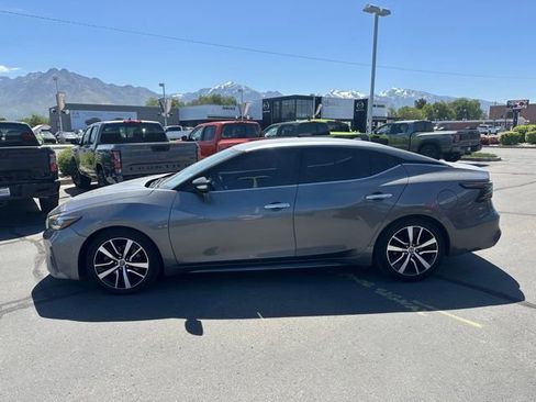 Used 2022 Nissan Maxima SV w/ Floor Mat Group FWD image 7