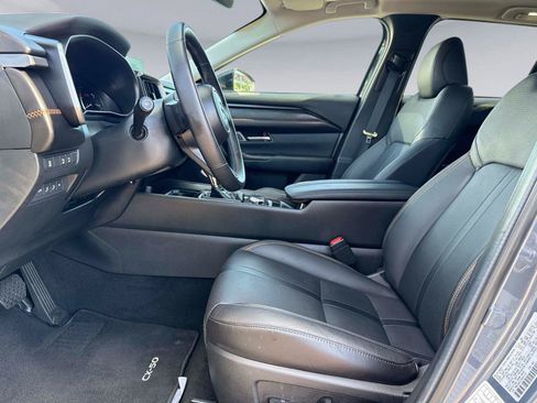 Certified 2026 MAZDA CX-50 AWD 2.5 S w/ Premium Package image 21