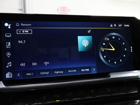 Used 2024 Chevrolet Silverado 2500 LT w/ Z71 Sport Edition image 11