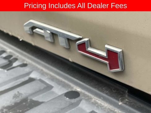 Used 2022 GMC Canyon AT4 w/ Trailering Package AWD/4WD image 9