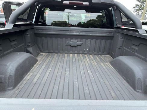 Used 2022 Chevrolet Silverado 1500 RST AWD/4WD image 10