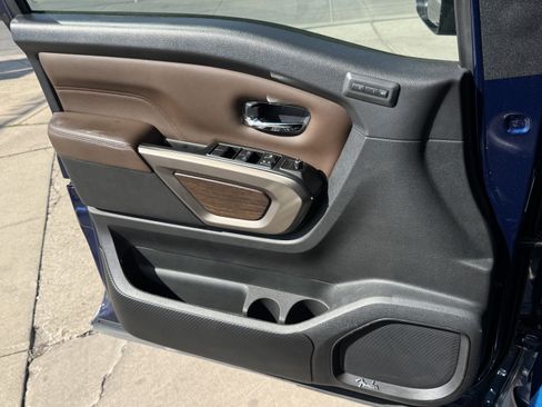 Used 2024 Nissan Titan Platinum Reserve w/ Moonroof Package image 26