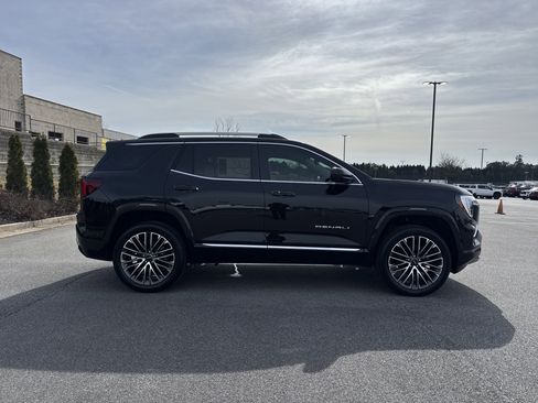 New 2026 GMC Terrain Denali w/ LPO, Floor Liner Package image 11