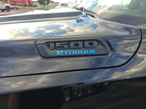 Used 2022 RAM 1500 Big Horn AWD/4WD image 12