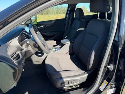 Used 2024 Chevrolet Malibu LT image 10