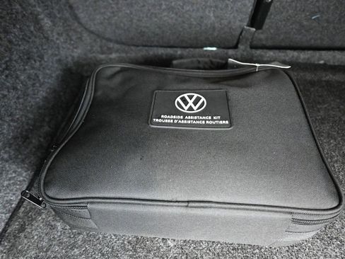 Used 2021 Volkswagen Jetta GLI Autobahn image 42