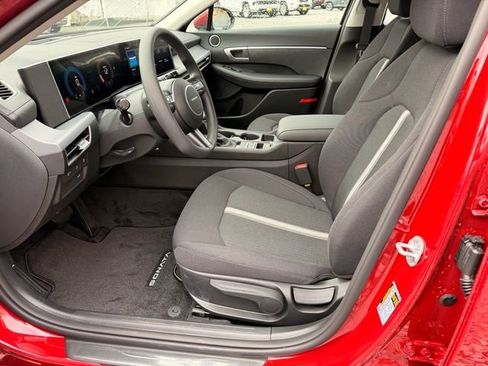 Certified 2026 Hyundai Sonata SE FWD image 6