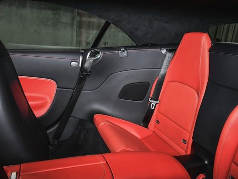 Used 2022 Mercedes-Benz SL 63 AMG 4MATIC w/ Driver Assistance Package image 65