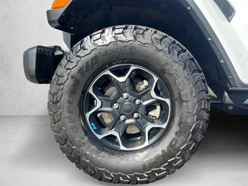 Used 2022 Jeep Wrangler Unlimited Rubicon 4xe w/ Cold Weather Group AWD/4WD image 9