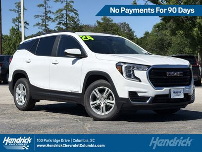 Used 2024 GMC Terrain SLE w/ Driver Convenience Package