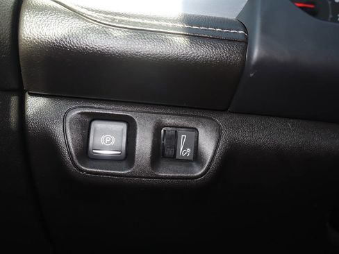 Used 2021 GMC Acadia SLE w/ Driver Convenience Package image 17