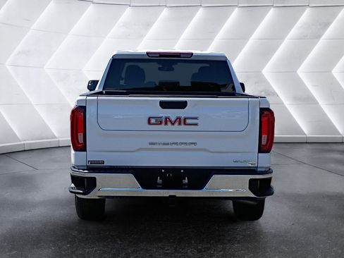 Used 2025 GMC Sierra 1500 SLT AWD/4WD image 5