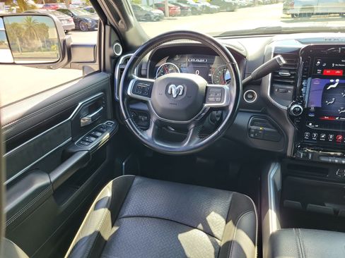 Used 2020 RAM 2500 Laramie AWD/4WD image 16